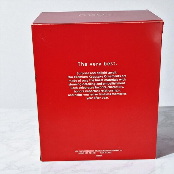 2020 Hallmark Marvel Comics Captain America Premium Metal Ornament IOB w/Price - Picture 3 of 10